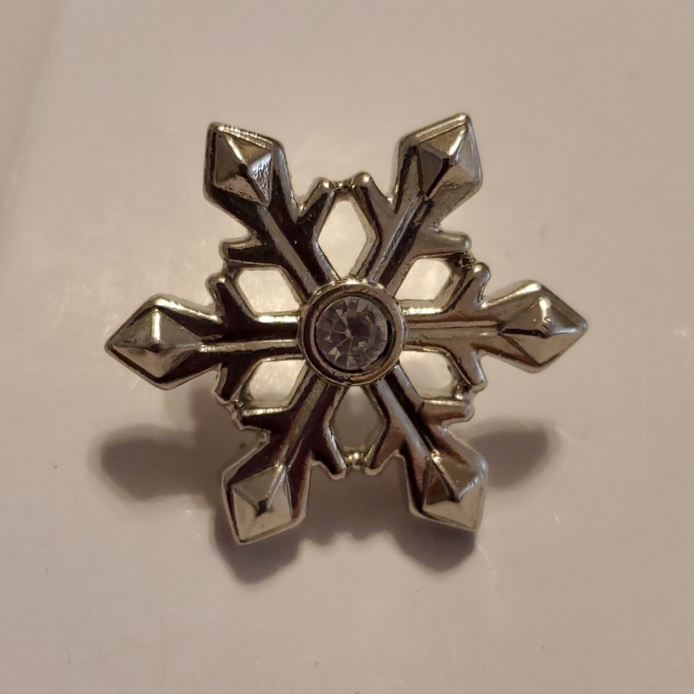 Pin,LC stamped,Snowflake design,Silvertone,crystal